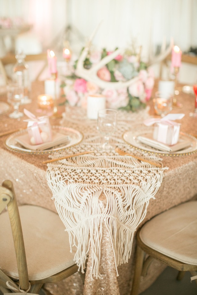macrame table runner for your boho chic wedding reception