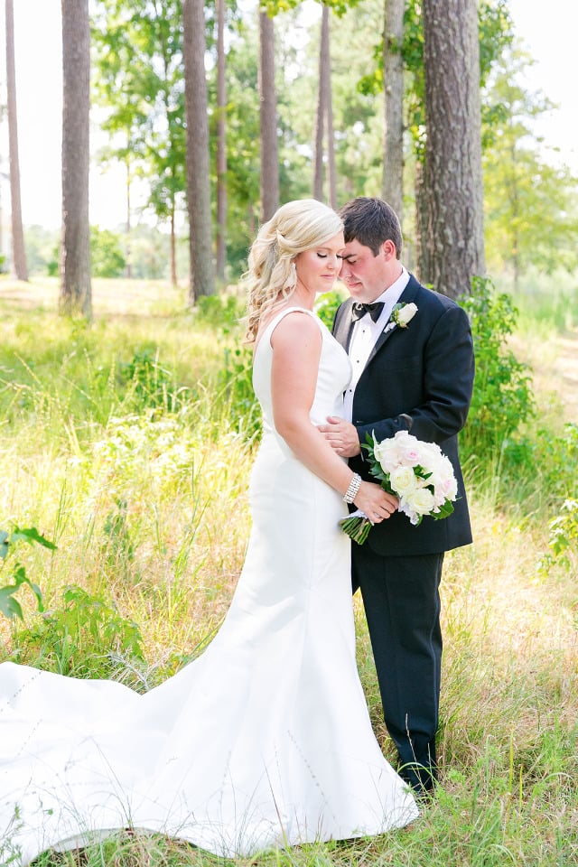 This Wedding Proves Roses And Golf Clubs Will Never Go Out Of Style