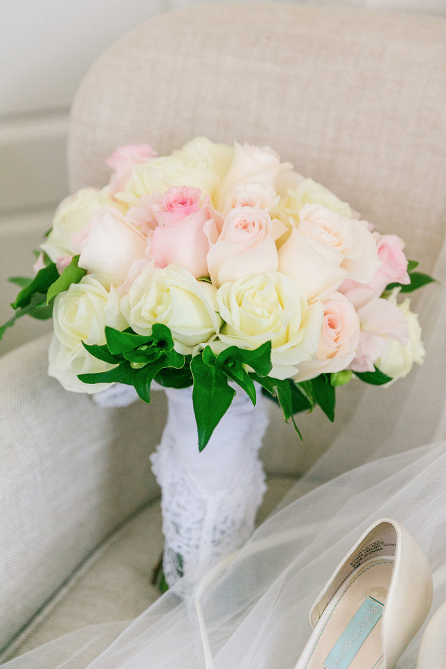 ivory and blush rose wedding bouquet
