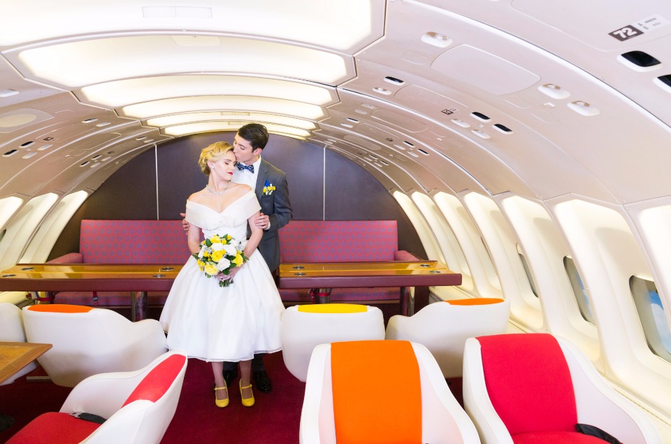 vintage air-travel wedding idea