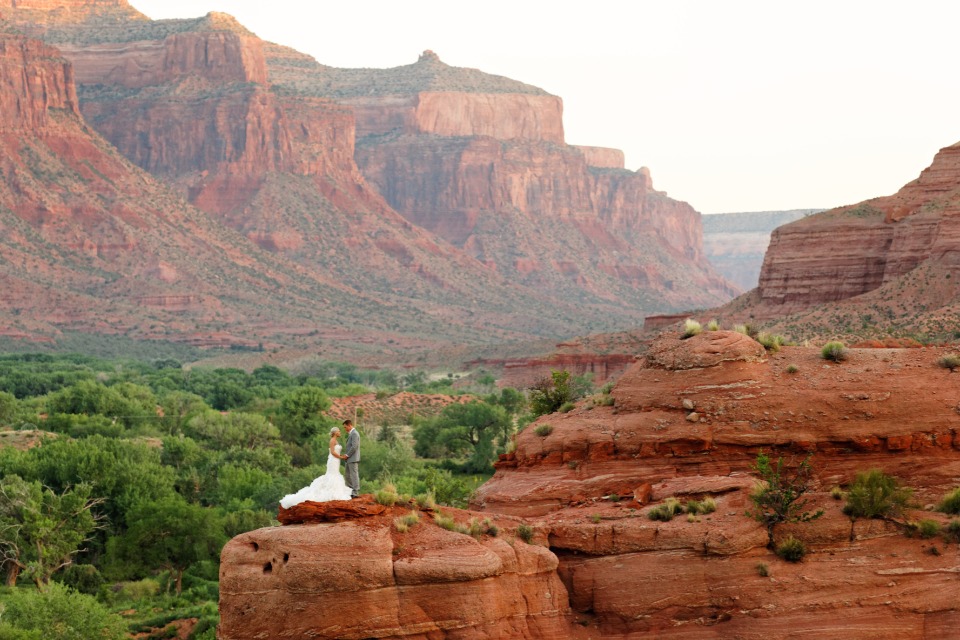 Get married on a mesa at Gateway Canyon Resort in Colorado