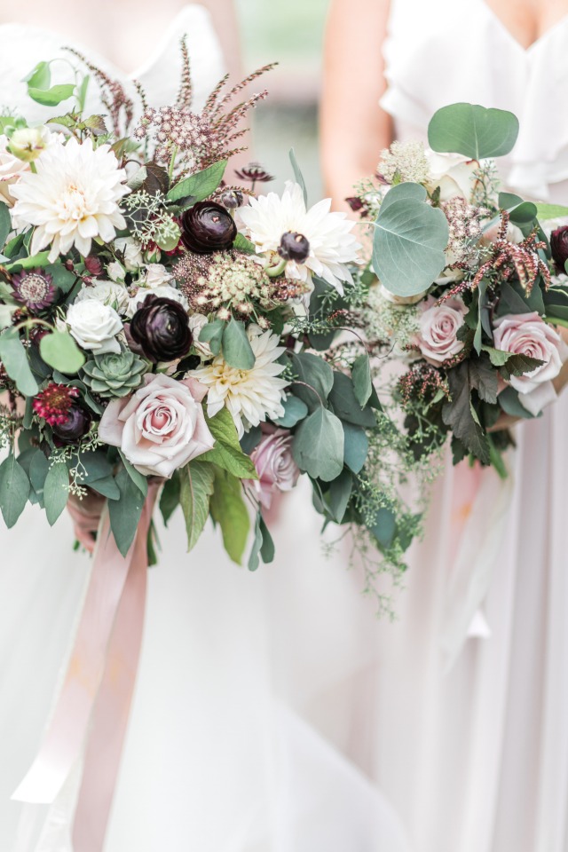 Dreamy overflowing bridal bouquets