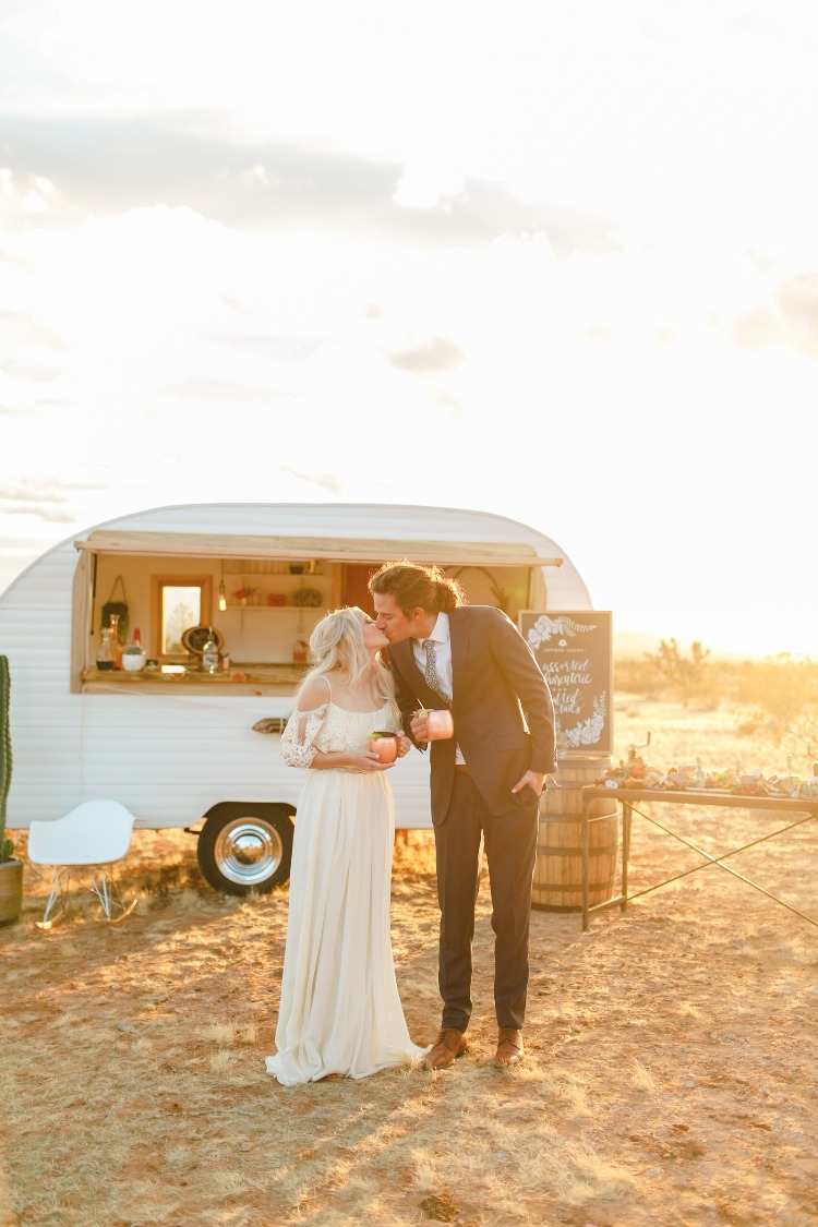 These Boho Desert Romance Wedding Ideas Are Irresistible