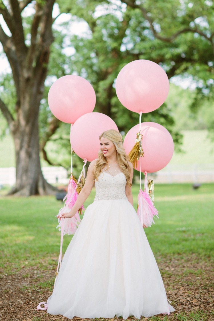 Who's a Cute Little Pink and Gold Plantation Wedding?