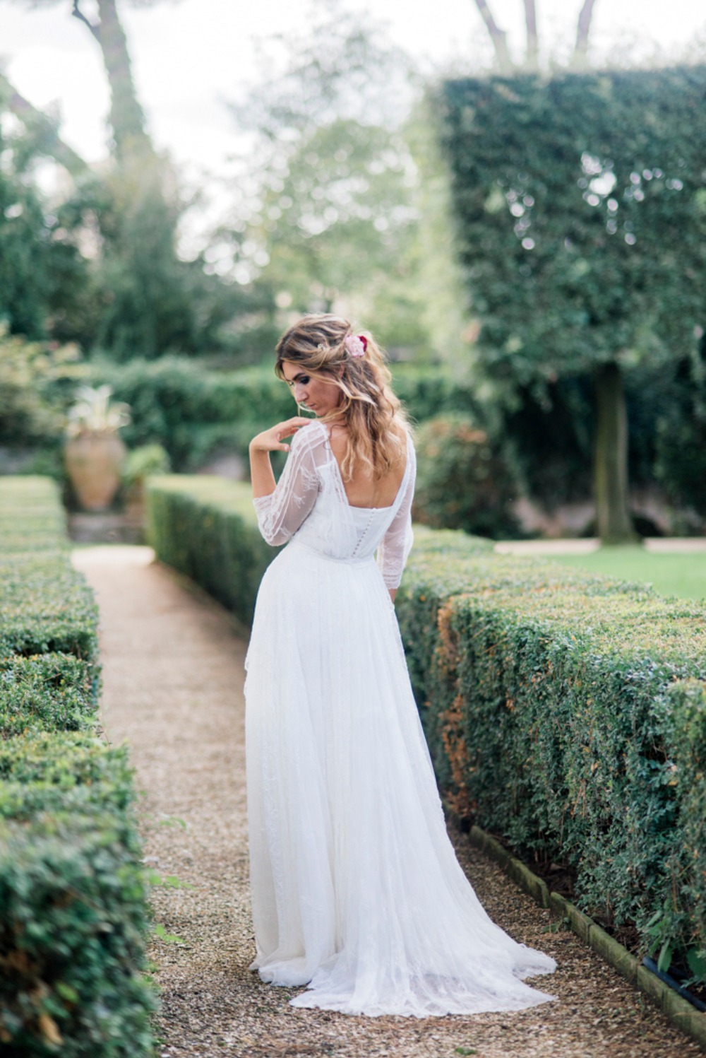 wild-bohemian-indoor-garden-wedding-in