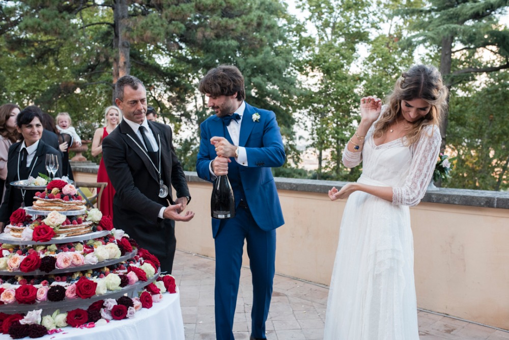 wild-bohemian-indoor-garden-wedding-in