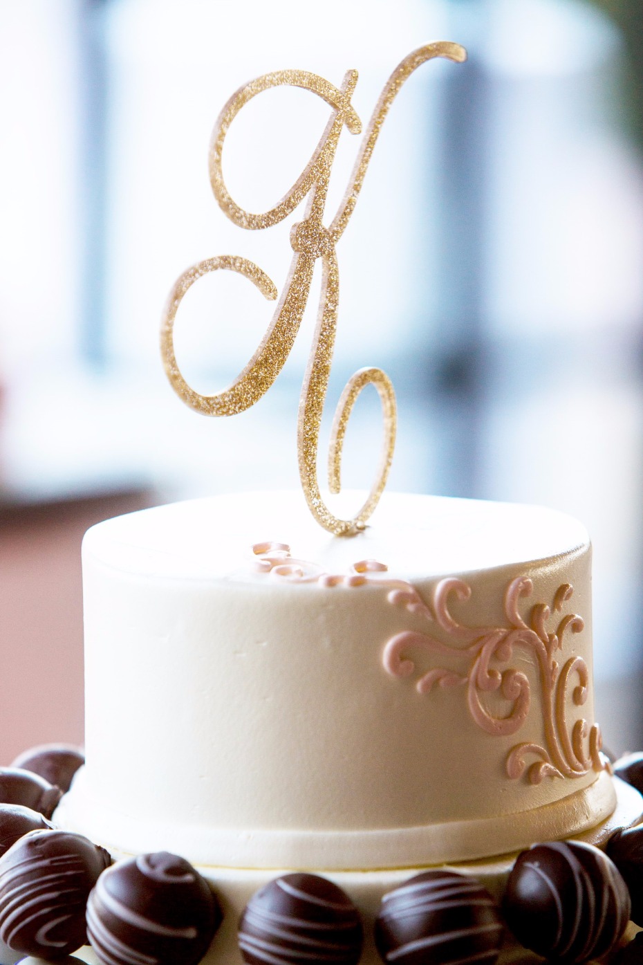 Sparkly cake topper from Z Create Designs