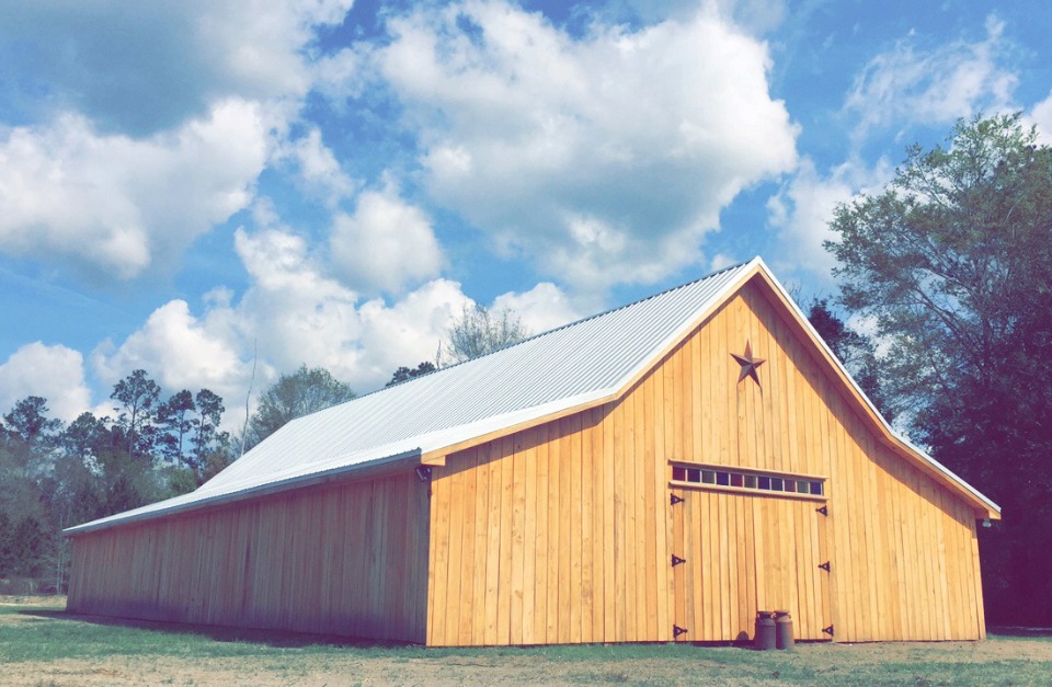 daughters-barn-at-cedar-ridge