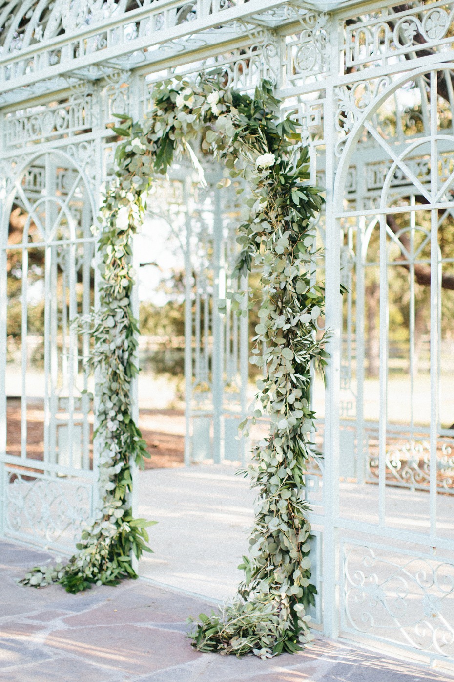 Gorgeous greenery arch with white roses