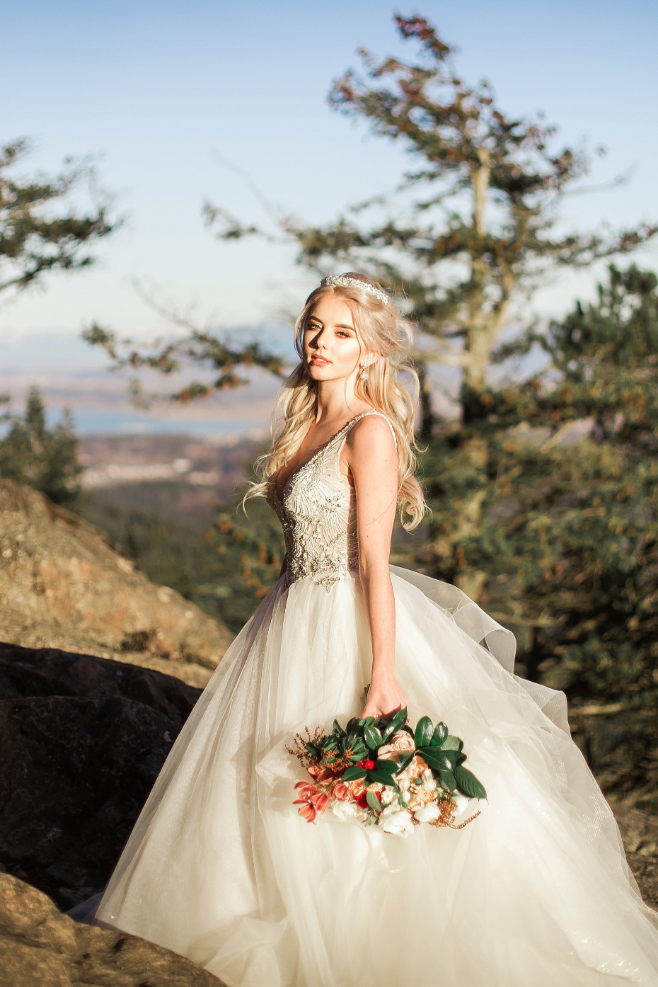 glammed up bride for her mountain top wedding