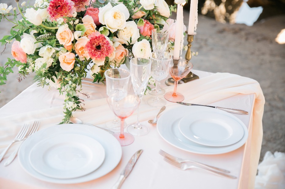 summer time sweetheart table