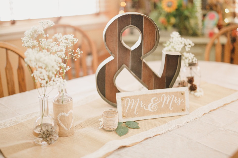 rustic chic wedding table decor