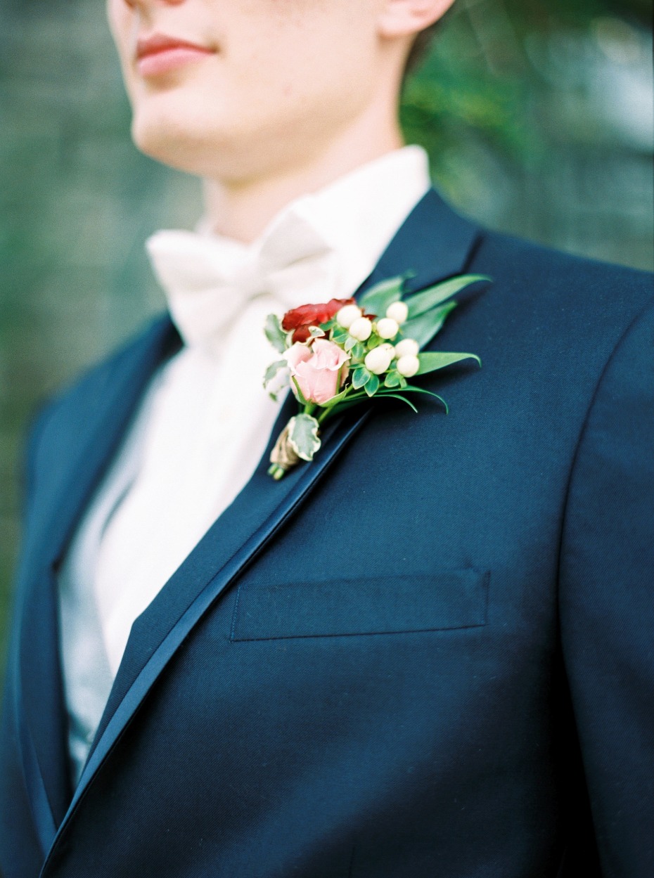 white tie and navy suit groom look