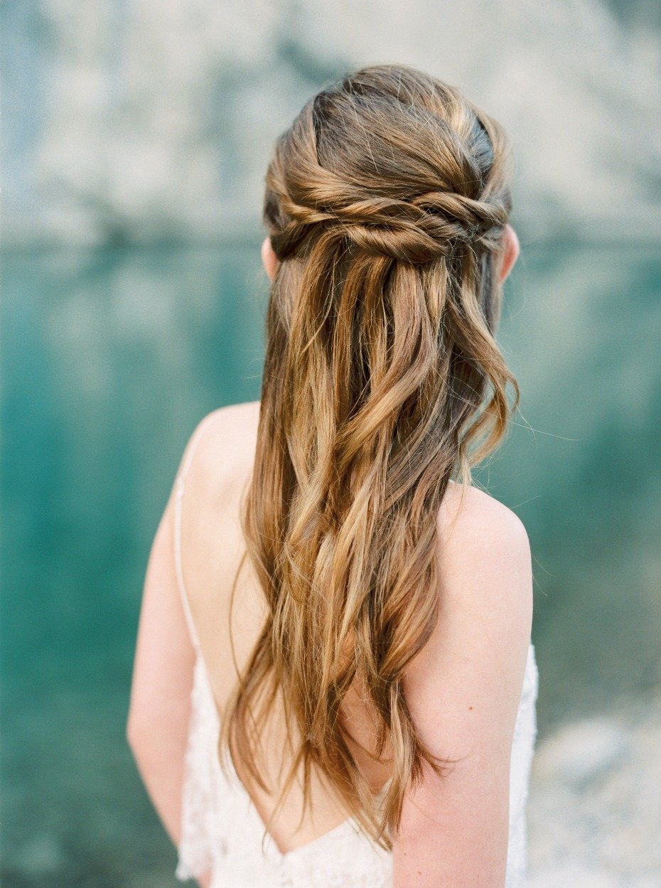 simple and chic half up wedding hair