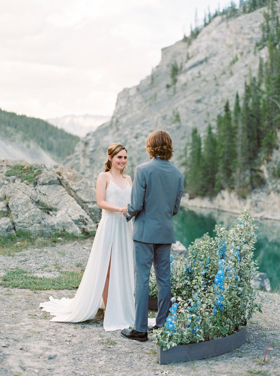 breath take mountain view for your ceremony