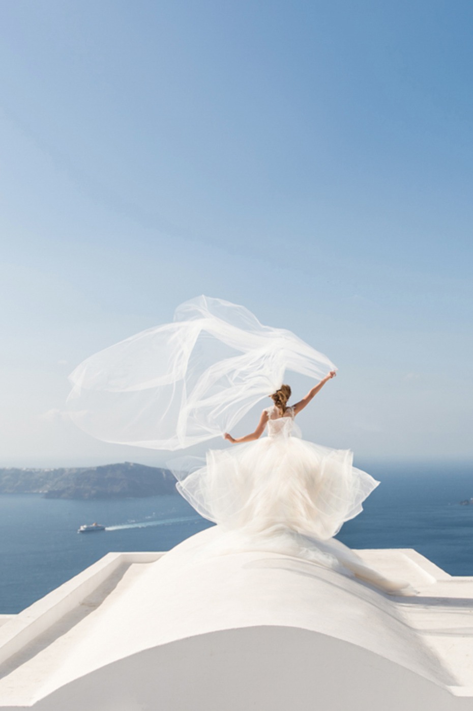 Bride in the wind