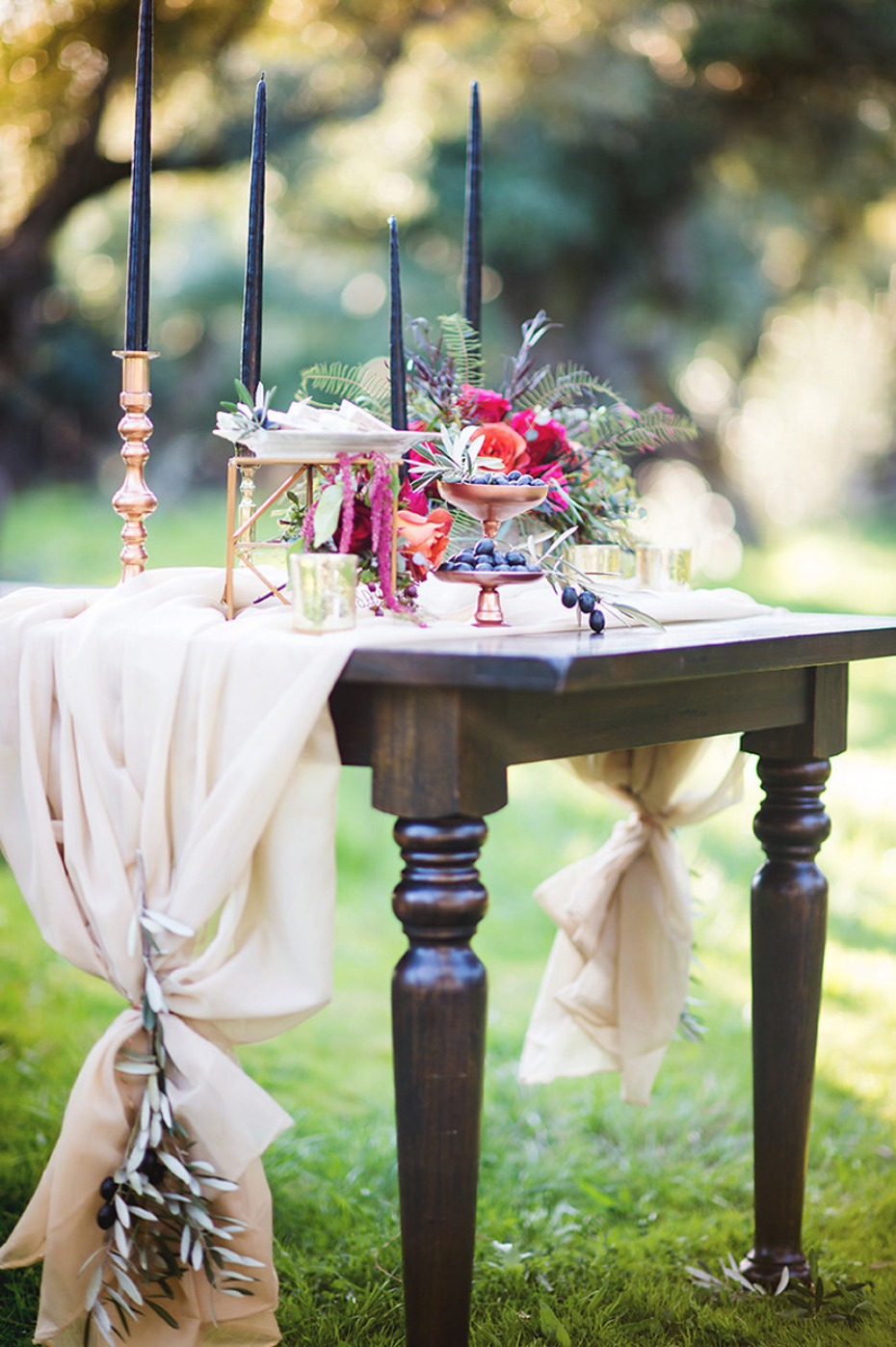 wedding favor table