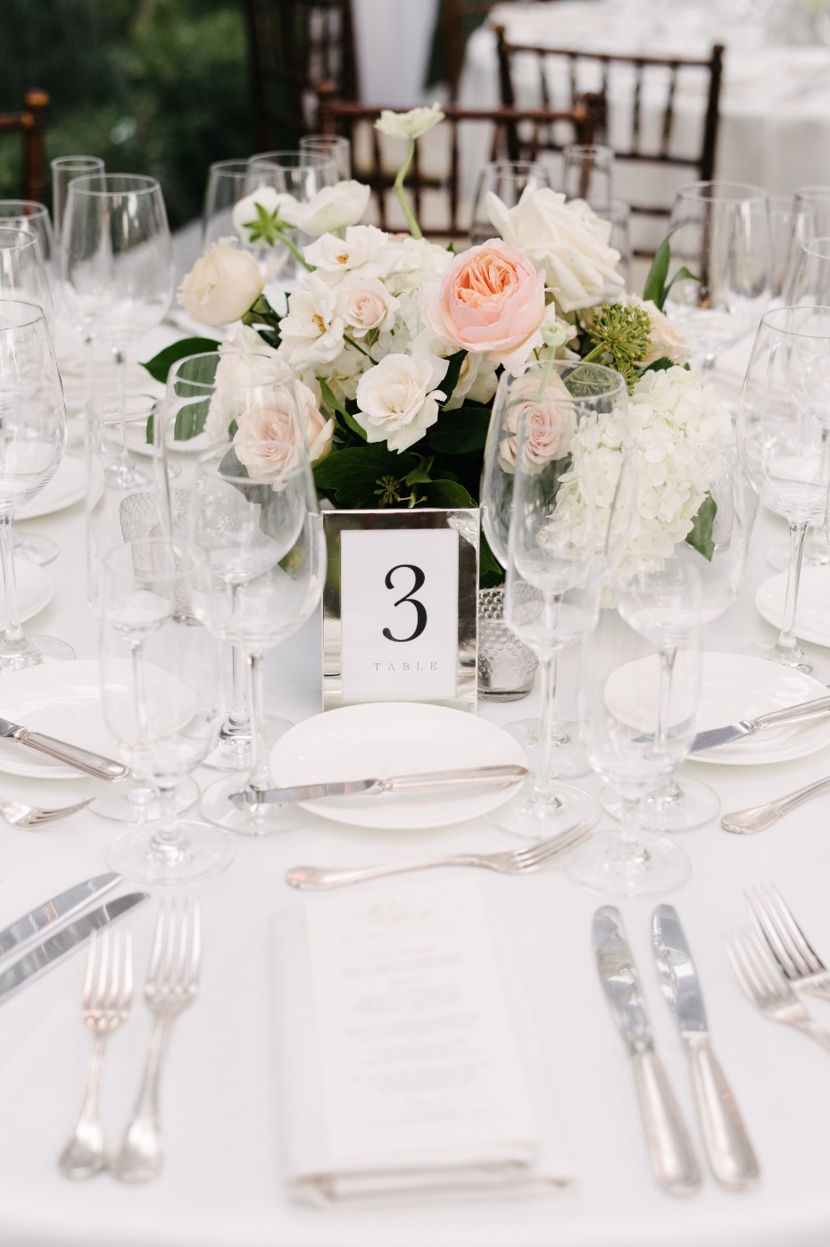 white and classic wedding table decor
