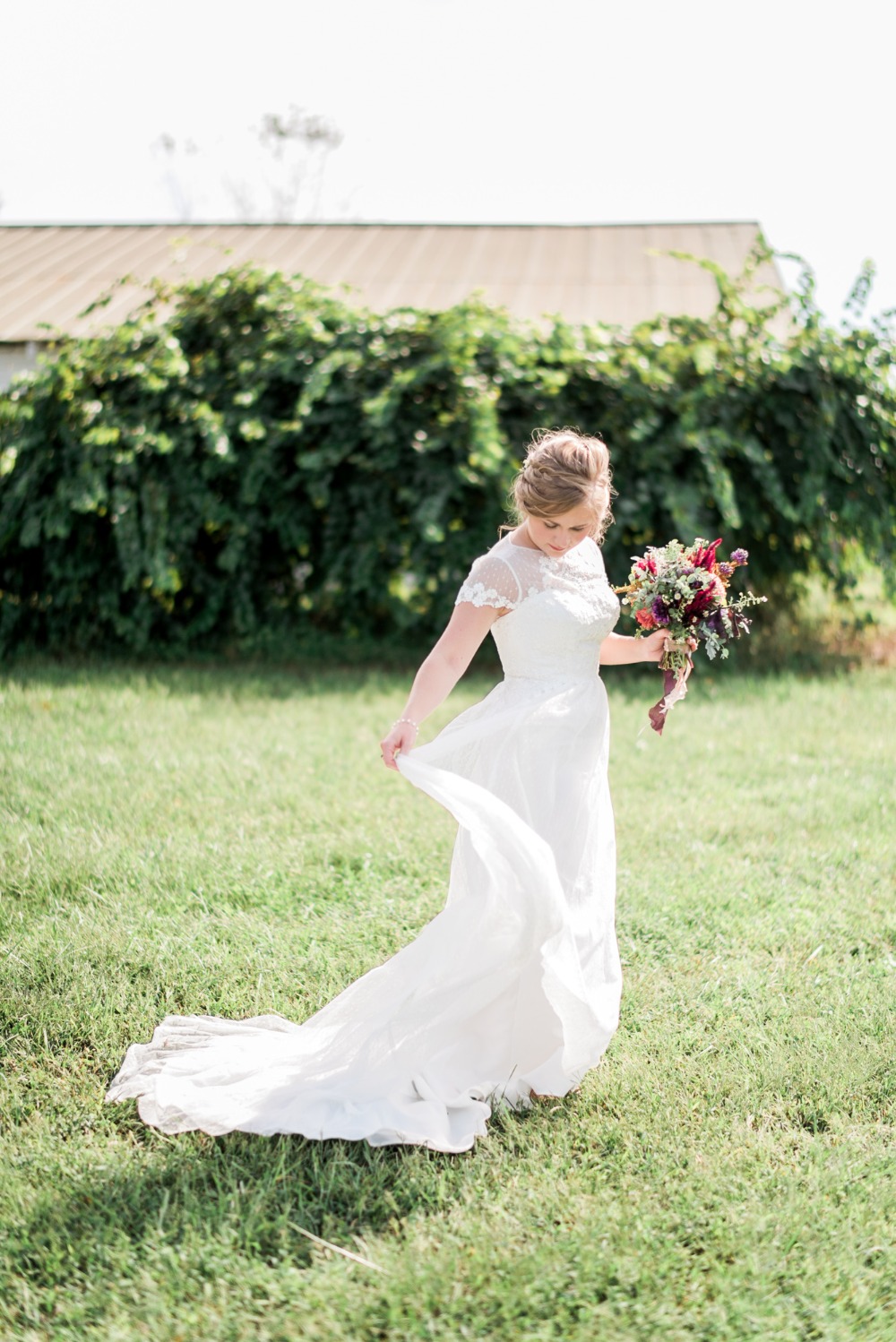 falling-in-love-with-late-summer-wedding