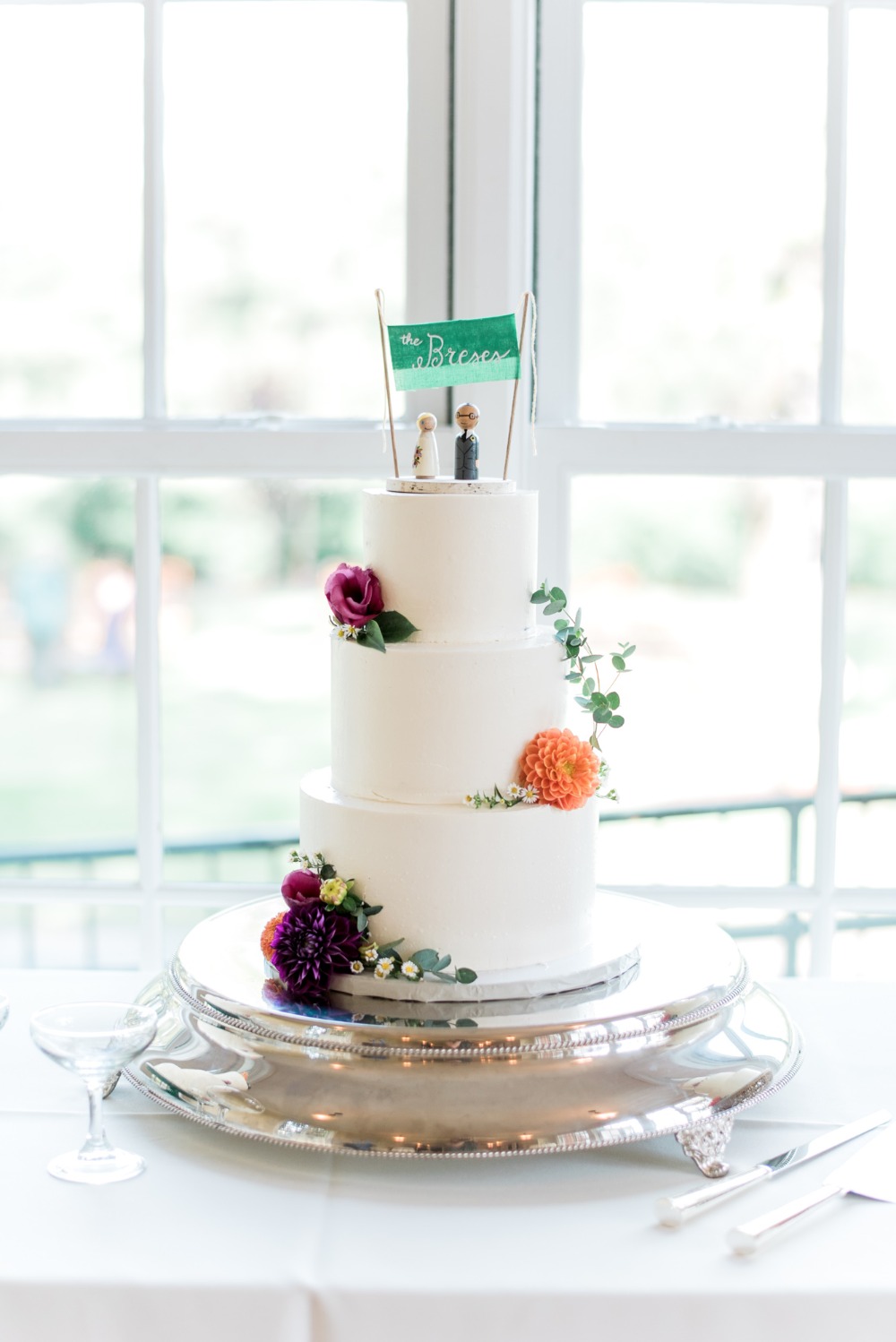 falling-in-love-with-late-summer-wedding