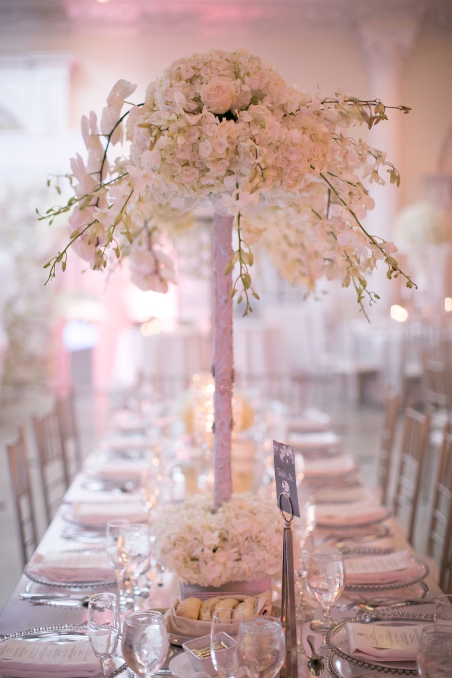 all white wedding table decor
