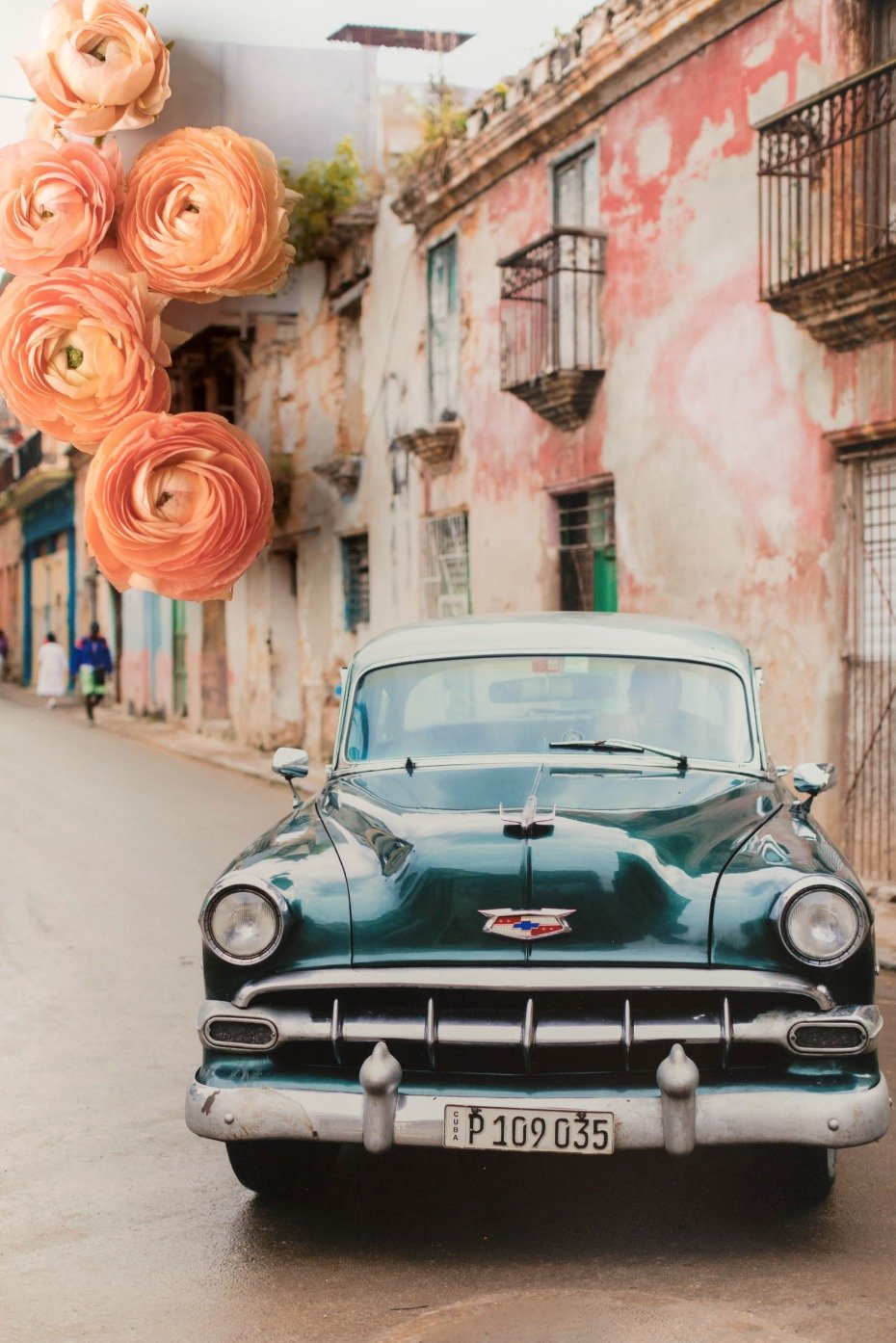 Fresh floral inspiration from Havana