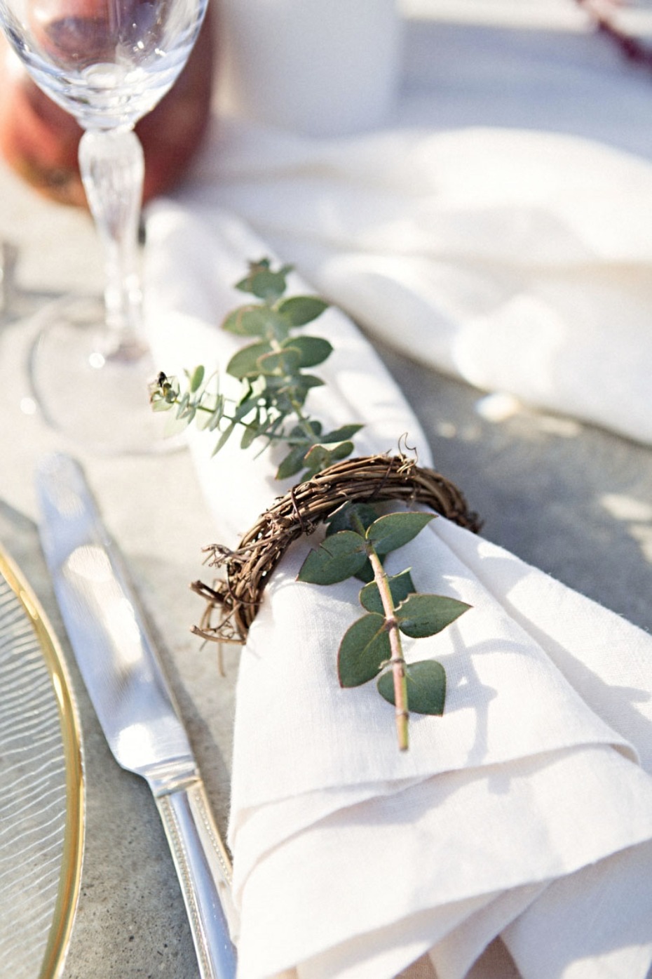 Add a sprig of greenery to your napkin