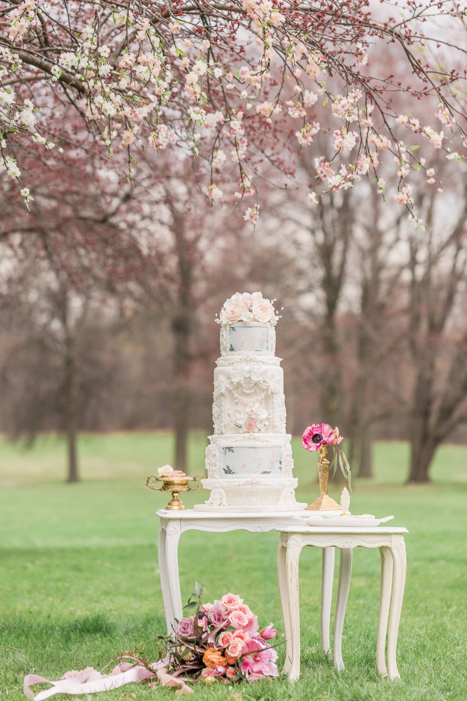 Intricate white wedding cake
