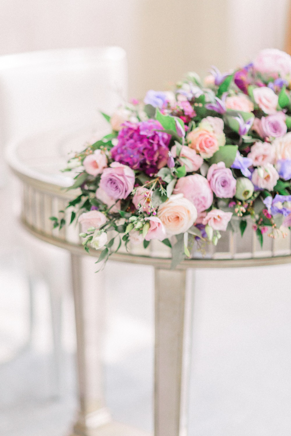 10-stunning-ways-to-use-flowers-at
