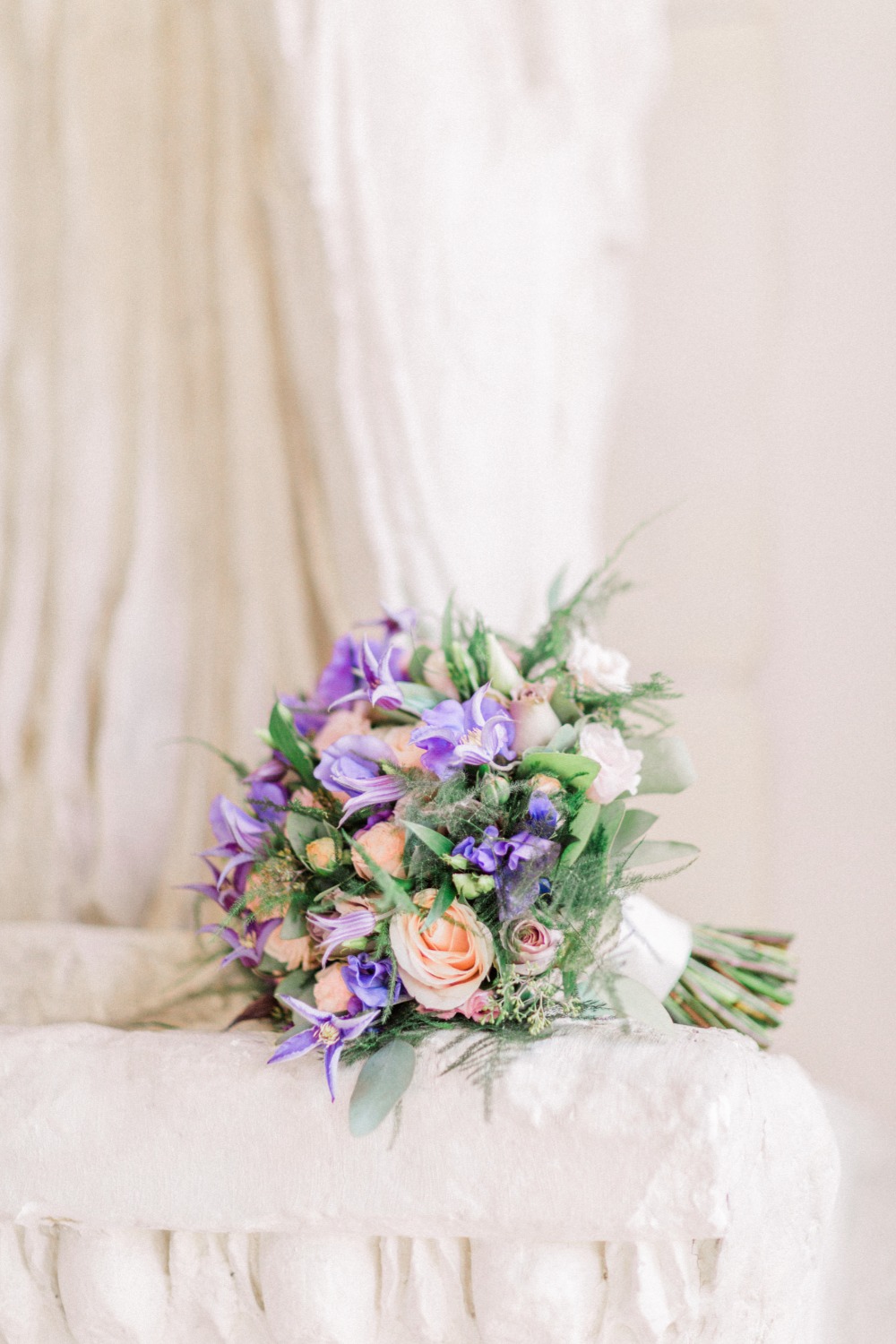 10-stunning-ways-to-use-flowers-at