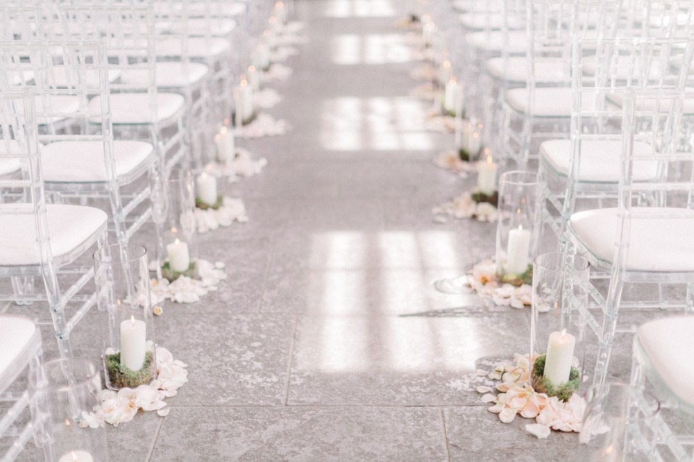 10-stunning-ways-to-use-flowers-at