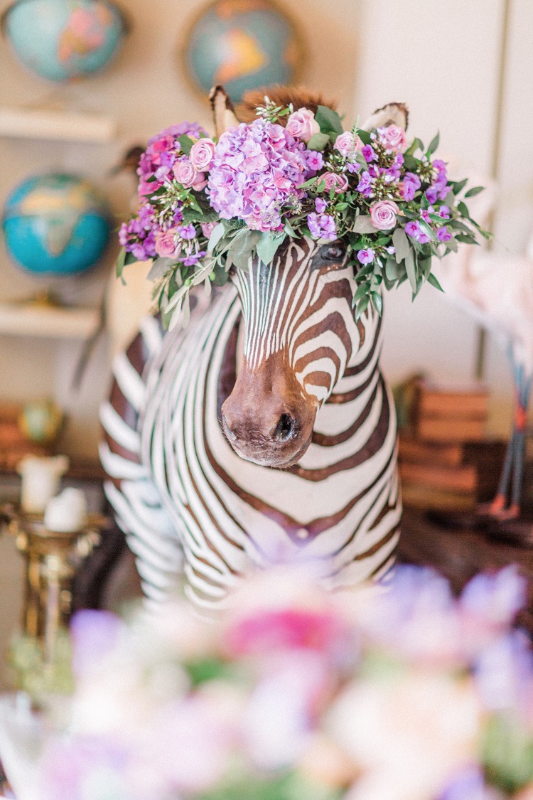 10 Stunning Ways To Use Flowers At Your Wedding