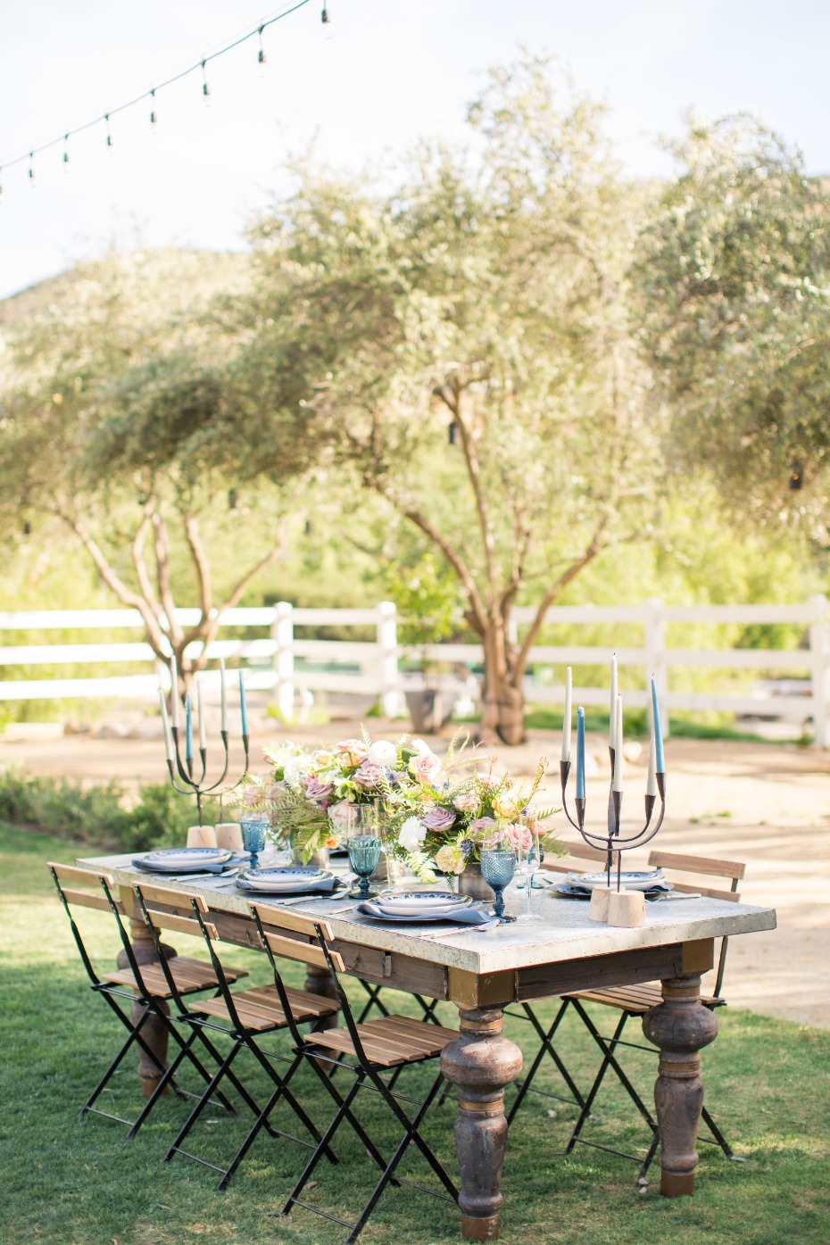 blue and metalic and organic wedding table decor