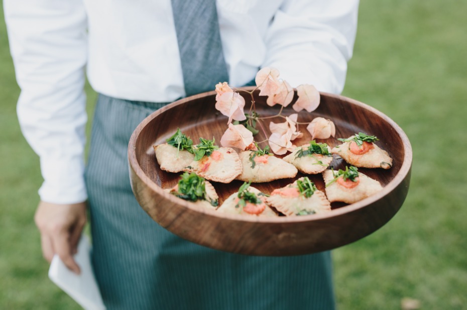 wedding food ideas for your cocktail hour