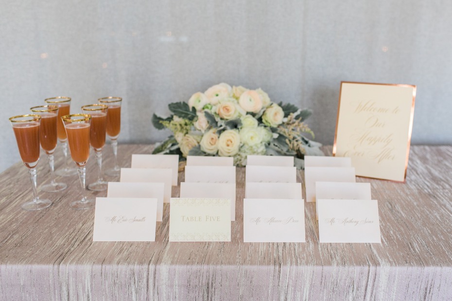 escort cards and cocktails