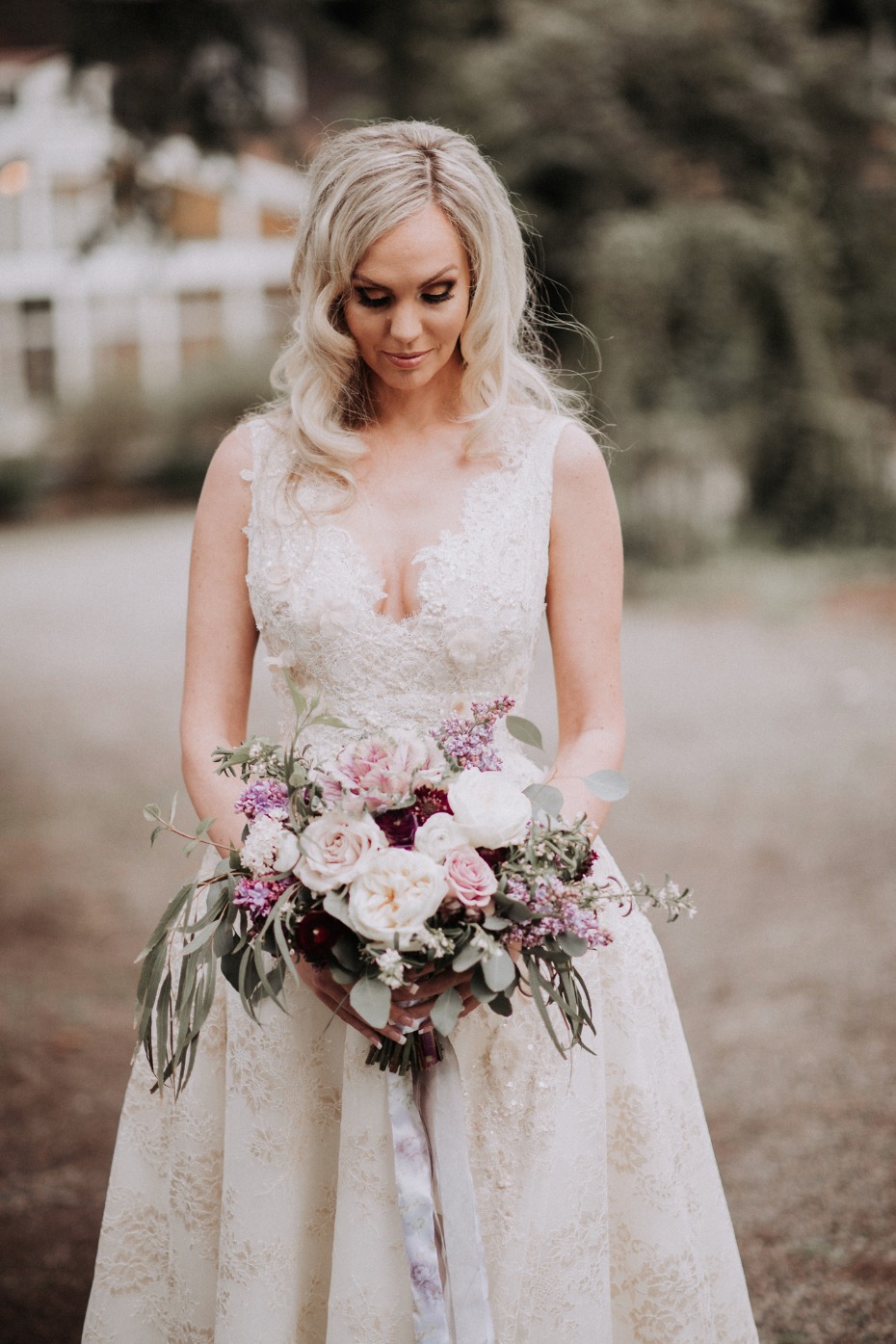 Blush and ivory bouquet