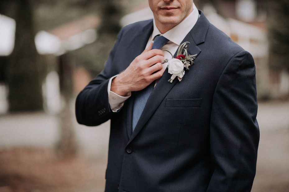 Classic look for the groom