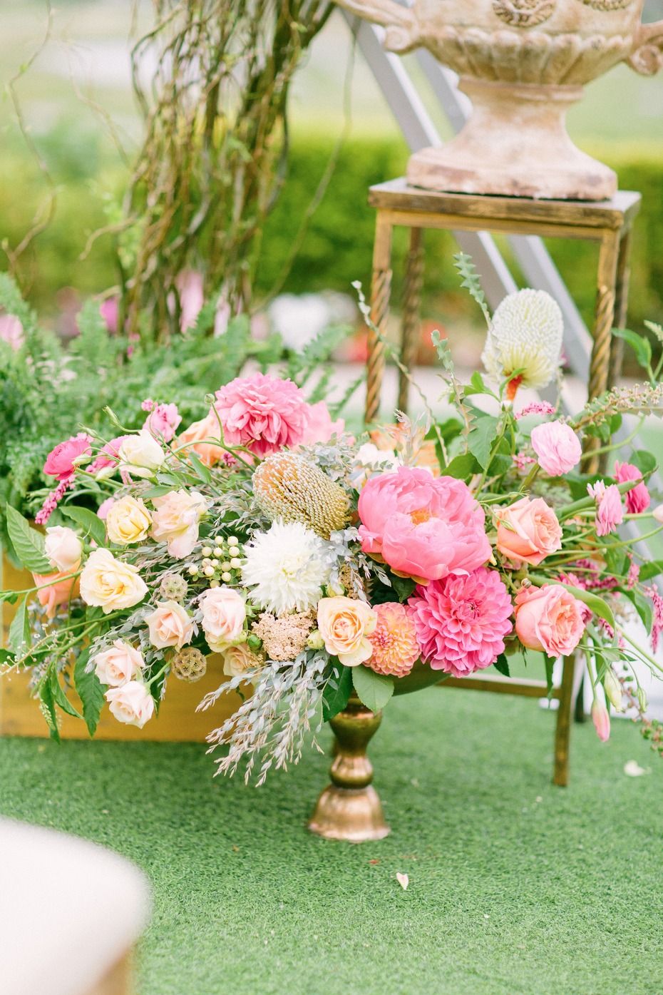 springtime wedding flower decor