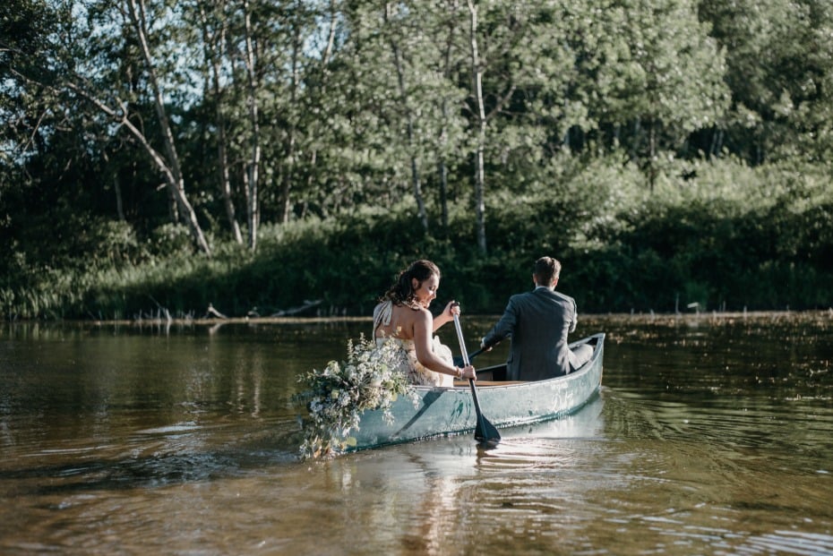 Wedding ideas for the outdoorsy couple