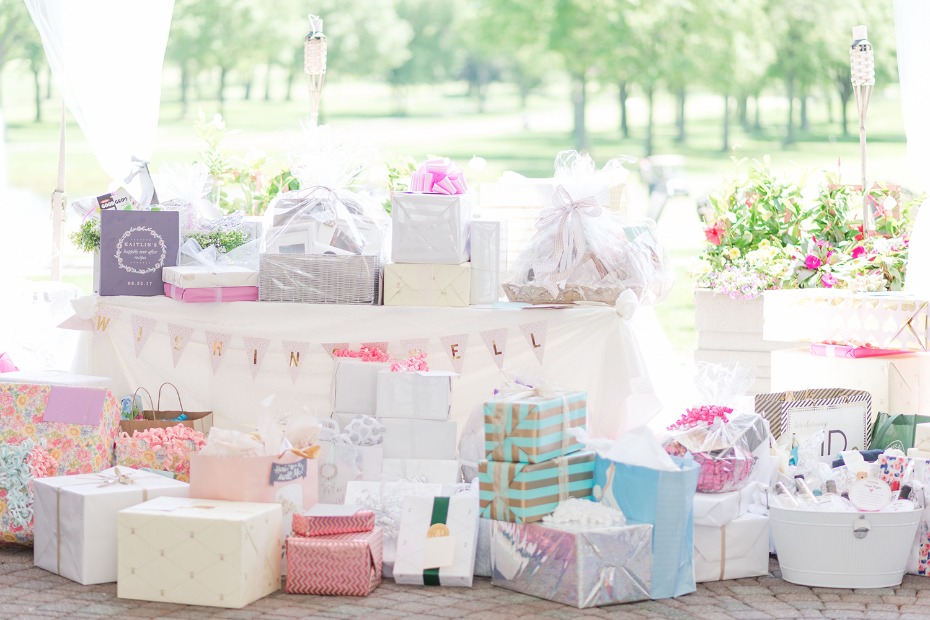 shower the bride to be in gifts