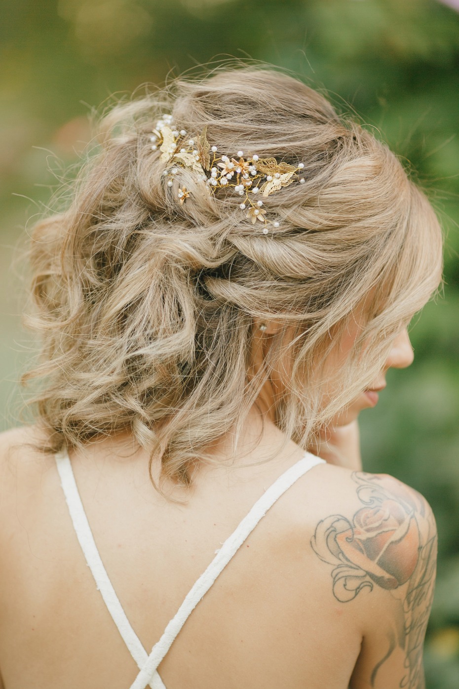 Elegant butterfly hair accessory