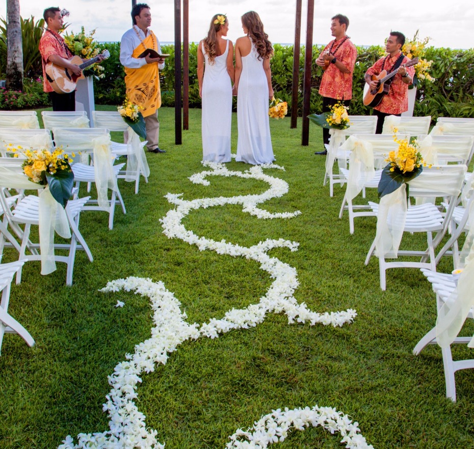 Oahu ocean front wedding venue