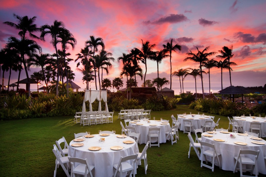 Have a sunset wedding reception at Sheraton Maui Resort & Spa