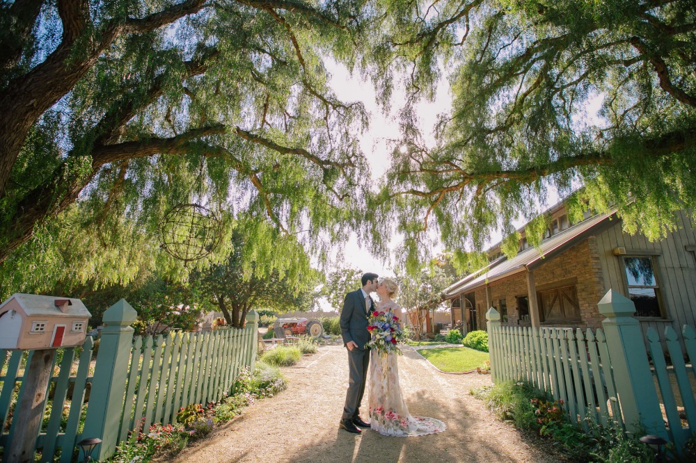 how-to-turn-a-garden-wedding-into-a
