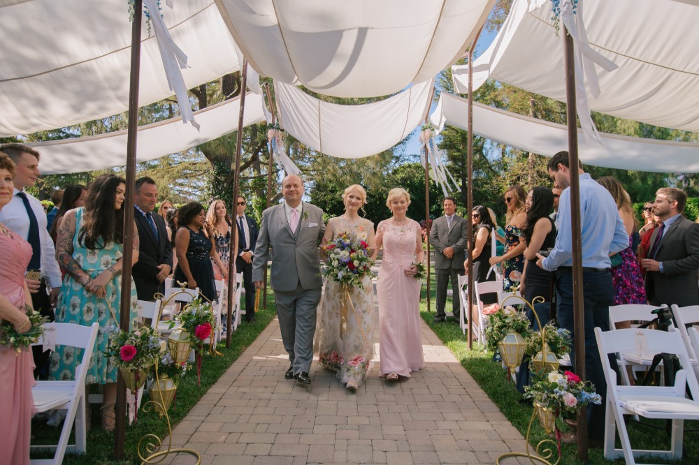 how-to-turn-a-garden-wedding-into-a