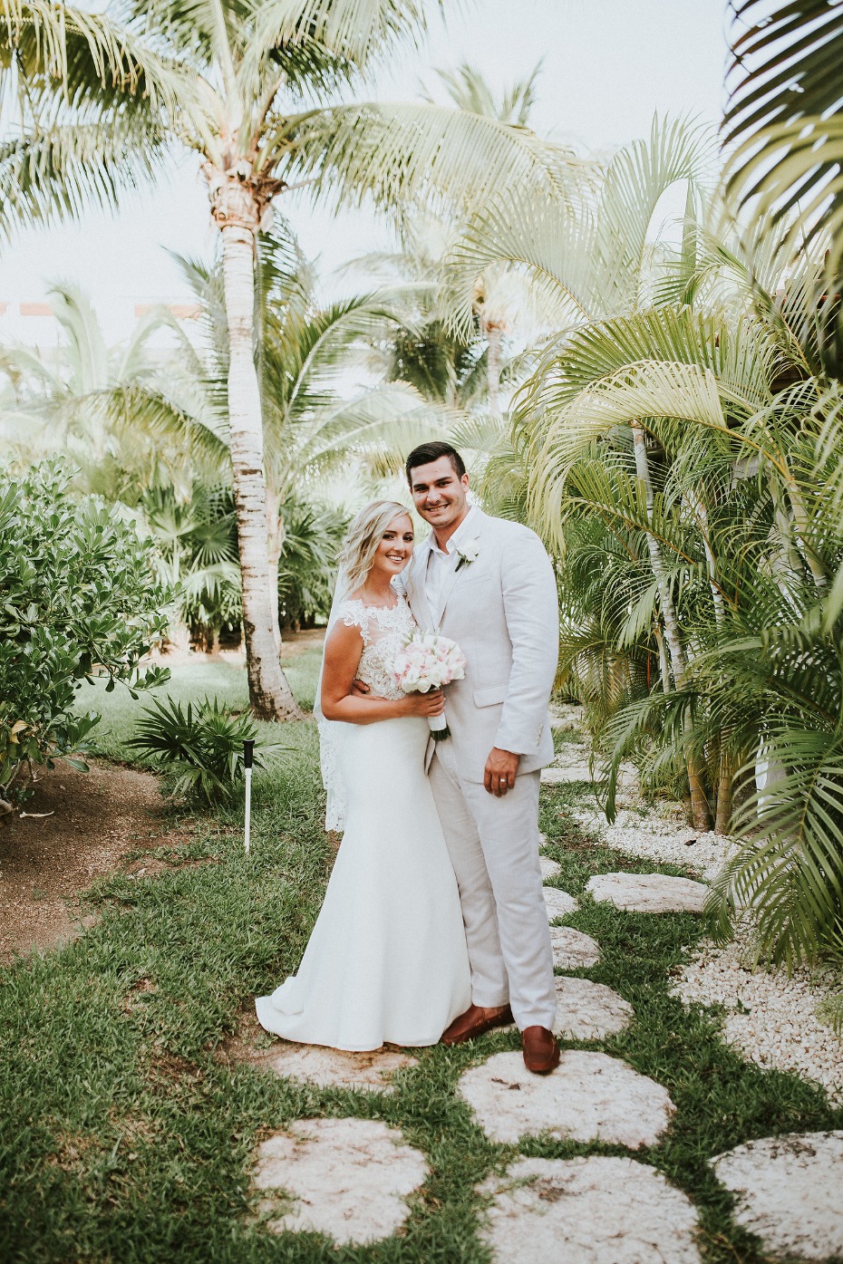 The palm trees swayed at this beach wedding in Mexico