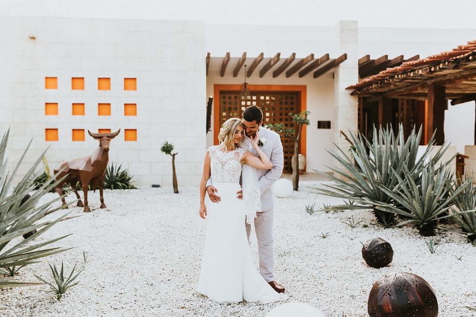 Have a intimate wedding in Mexico