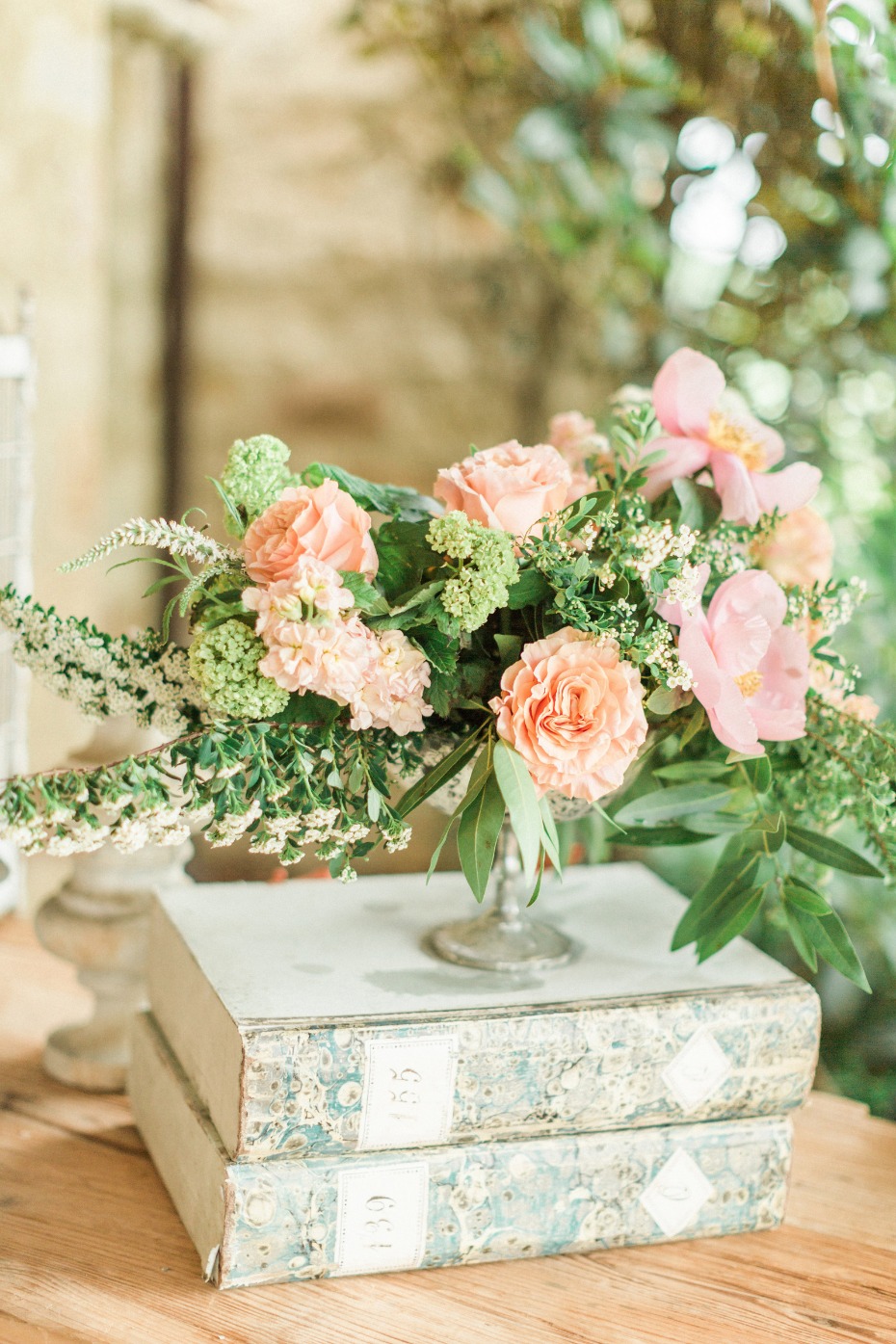 wedding florals for your reception