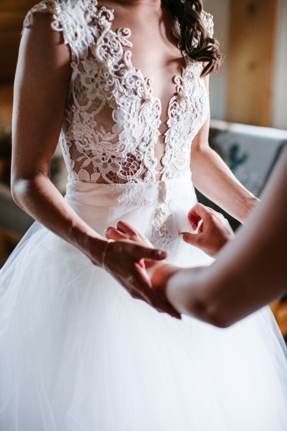 laser cute wedding dress details