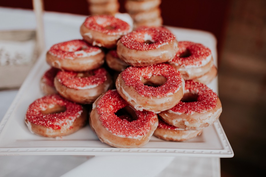 red glitter donuts